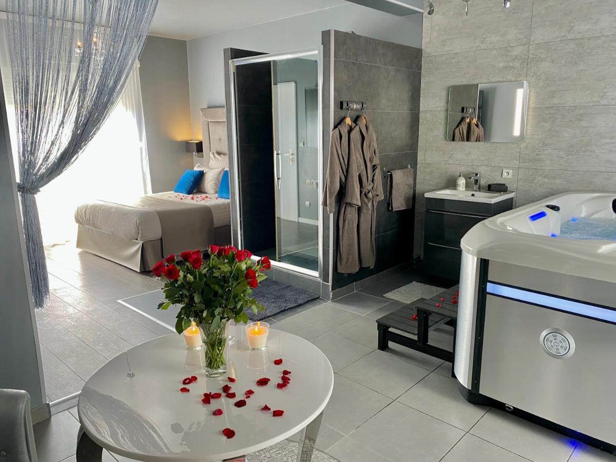 Hotel Nuit Privee Avec Jacuzzi à Chelles  Extérieur photo